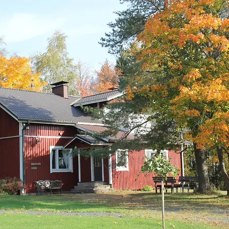 Farm stay Paijan Maatilamajoitus Ypaja
