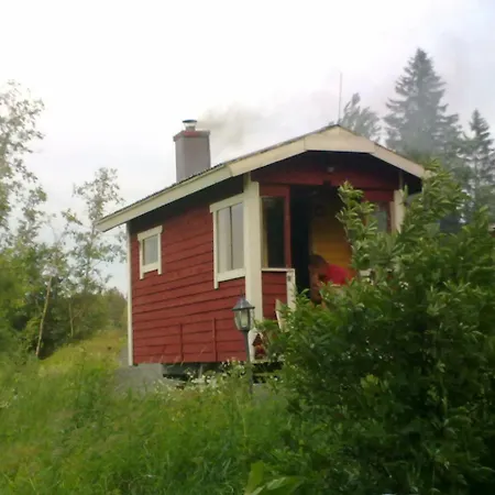 派严玛提拉马约图斯酒店 酒店 Ypaja